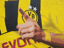 Wandmalerei, Wandbemalung, Wandgemälde, Wandbild, Fassadenmalerei, Fassaden, Bilder, Fassaden, Gestaltung, Street Art, Graffiti, BVB, Champions League 2013, Marco Reus, Borussia, PUMA, smart art, Airbrusher Martin Dippel, Dortmund